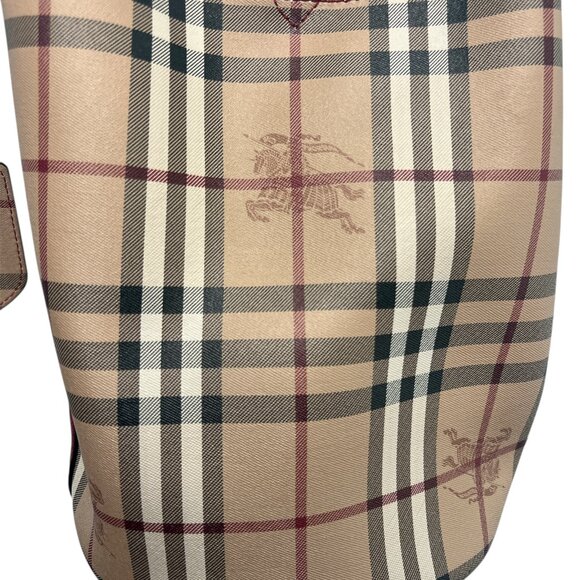 Burberry Bucket Bag - Picture 4 of 5